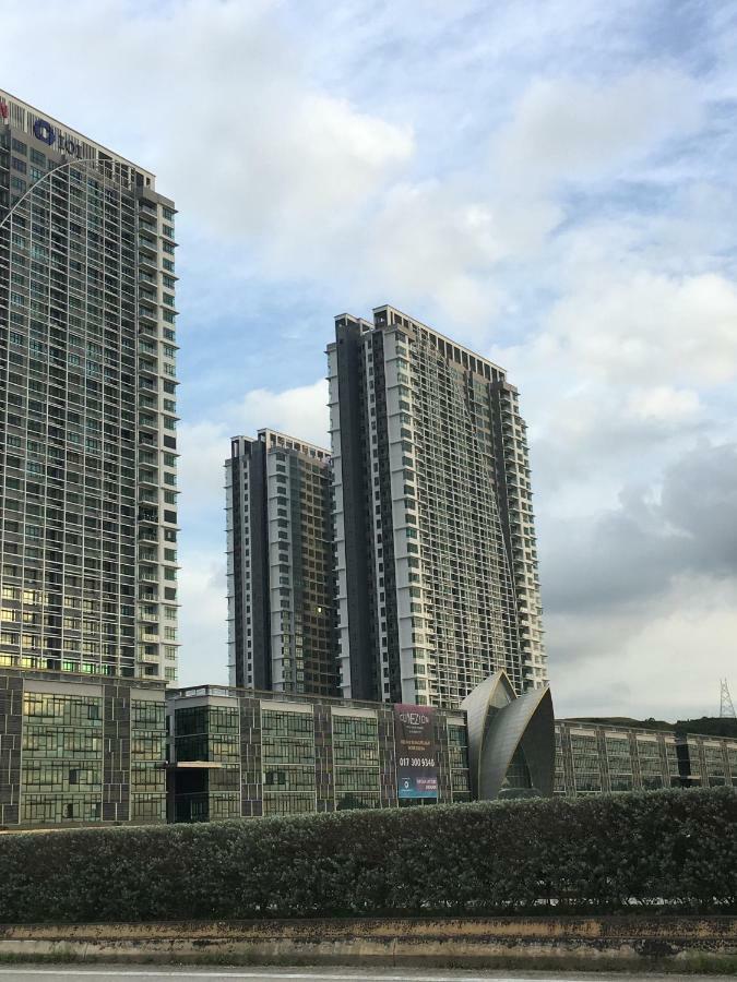 Ioi Conezion Iman'S Home With Pool View Unit Putrajaya Zewnętrze zdjęcie